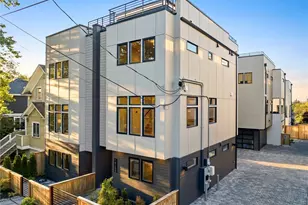 1410 B N 47th St, Seattle, WA 98103 - Photo 2