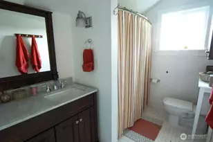 3911 1st Ave NE, Seattle, WA 98105 - Photo 18