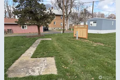 200 W First St, Prescott, WA 99348 - Photo 18