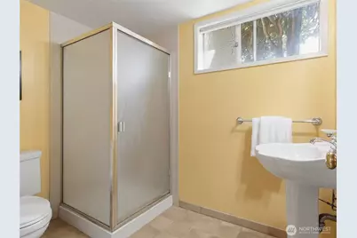7305 Earl Avenue NW, Seattle, WA 98117 - Photo 26