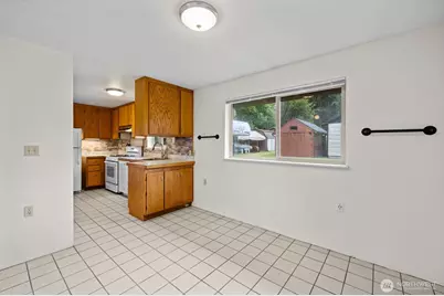 5246 Yearley Drive NE, Olympia, WA 98516 - Photo 18