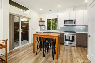 2404 Dexter Ave N, Seattle, WA 98109 - Photo 6