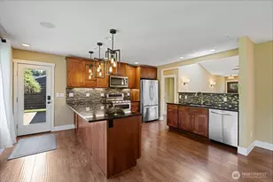 620 10th Ave, Kirkland, WA 98033 - Photo 14