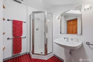 6314 19th Ave NE, Seattle, WA 98115 - Photo 22