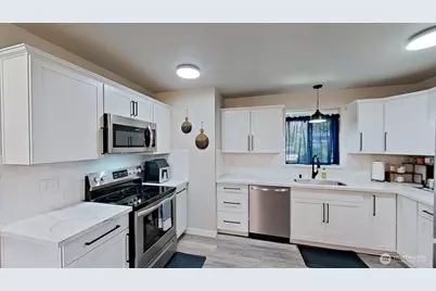 361 NE Barbara Boulevard, Belfair, WA 98528 - Photo 2