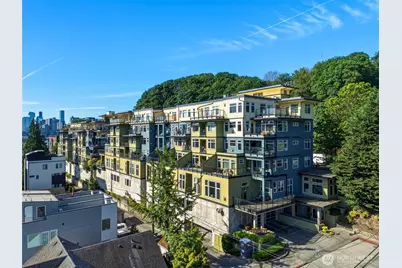 655 Crockett Street #B203, Seattle, WA 98109 - Photo 2