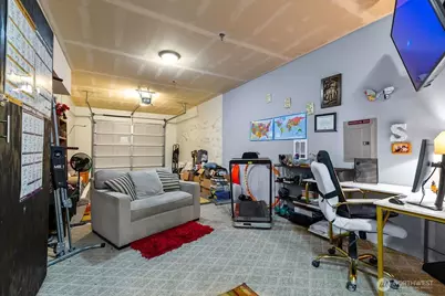 8943 Gravelly Lake Drive SW #2, Lakewood, WA 98499 - Photo 20