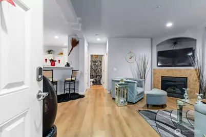8943 Gravelly Lake Drive SW #2, Lakewood, WA 98499 - Photo 6