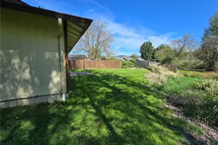 1108 S 11th Ave, Kelso, WA 98626 - Photo 22