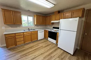 1108 S 11th Ave, Kelso, WA 98626 - Photo 10