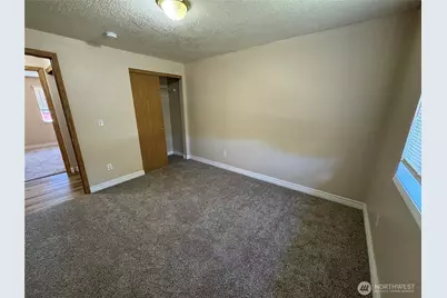 1108 S 11th Avenue, Kelso, WA 98626 - Photo 16