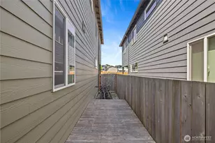 2216 117th St SW, Everett, WA 98204 - Photo 32