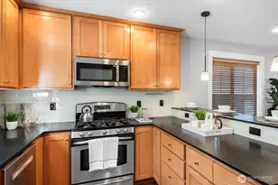 4429 41st Ave SW, Seattle, WA 98116 - Photo 18