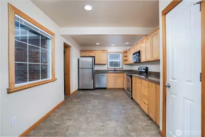 113 Farallone Avenue, Fircrest, WA 98466 - Photo 10