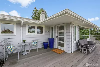 10417 76th Avenue S, Seattle, WA 98178 - Photo 4