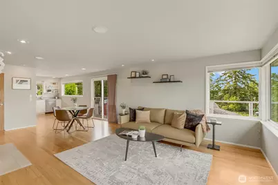 10417 76th Avenue S, Seattle, WA 98178 - Photo 8