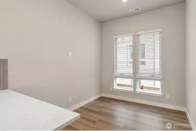 6613 S 128th Street, Seattle, WA 98178 - Photo 2