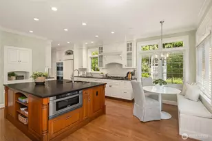2720 105th Ave SE, Beaux Arts, WA 98004 - Photo 8