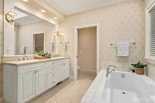 2720 105th Ave SE, Beaux Arts, WA 98004 - Photo 16