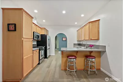 321 E Fairway Dr, Allyn, WA 98524 - Photo 12