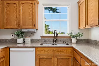 620 Coronado Avenue, Coupeville, WA 98239 - Photo 10