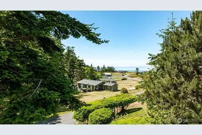 620 Coronado Avenue, Coupeville, WA 98239 - Photo 4