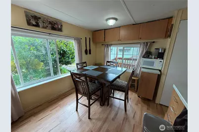 24500 Russell Road #27, Kent, WA 98032 - Photo 8