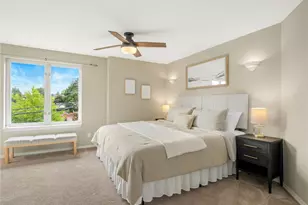 5624 Roosevelt Way NE, Seattle, WA 98105 - Photo 10