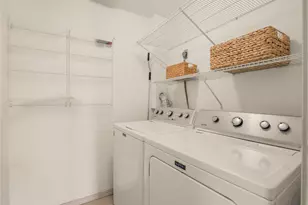5624 Roosevelt Way NE, Seattle, WA 98105 - Photo 20