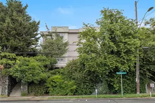 5624 Roosevelt Way NE, Seattle, WA 98105 - Photo 22