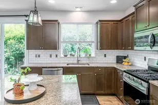 24026 SE 278th Ct, Maple Valley, WA 98038 - Photo 10