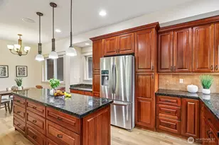 15831 SE 43rd Pl, Bellevue, WA 98006 - Photo 10