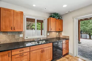 15831 SE 43rd Pl, Bellevue, WA 98006 - Photo 26