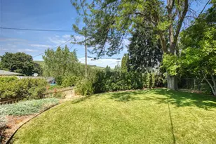 805 E Spring St, Dayton, WA 99328 - Photo 32