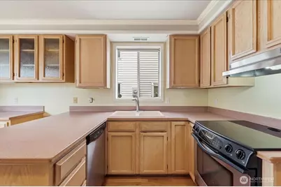 9240 S 240 Place, Kent, WA 98030 - Photo 6
