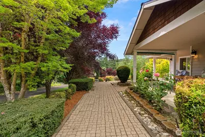 2711 103rd Street Ct NW, Gig Harbor, WA 98332 - Photo 2