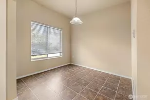 5305 Military Rd E, Tacoma, WA 98446 - Photo 12