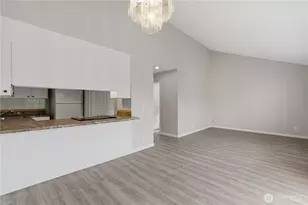 4526 S Henderson St, Seattle, WA 98118 - Photo 10