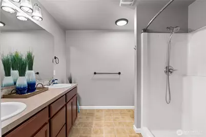 4538 Edgewater Boulevard NE, Lacey, WA 98516 - Photo 22