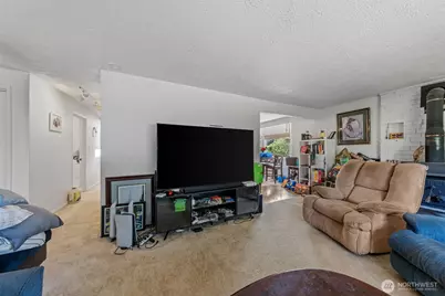 2118 160th Place SW, Lynnwood, WA 98087 - Photo 2