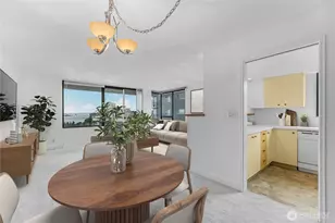 521 5th Ave W, Seattle, WA 98119 - Photo 4