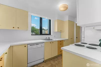 521 5th Avenue W #306, Seattle, WA 98119 - Photo 12