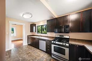 1219 9th Ave SW, Olympia, WA 98502 - Photo 10
