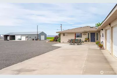 13373 Adams Road S, Royal City, WA 99357 - Photo 22