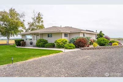 13373 Adams Road S, Royal City, WA 99357 - Photo 2