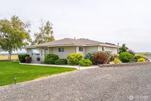 13373 Adams Rd S, Royal City, WA 99357 - Photo 2