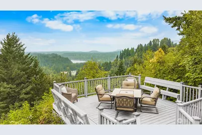 184 Dow Ridge Drive N, Eatonville, WA 98328 - Photo 2