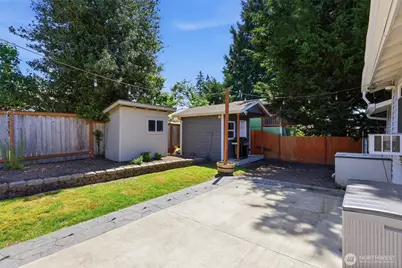 15305 47th Place W, Lynnwood, WA 98087 - Photo 24