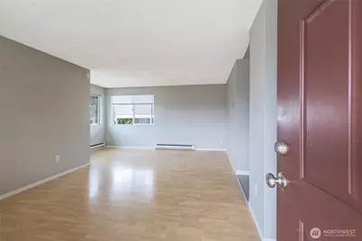 361 Earlington Avenue SW, Renton, WA 98057 - Photo 4