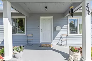 306 26th Ave, Longview, WA 98632 - Photo 6